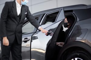 how to chose best chauffeur for dubai trips