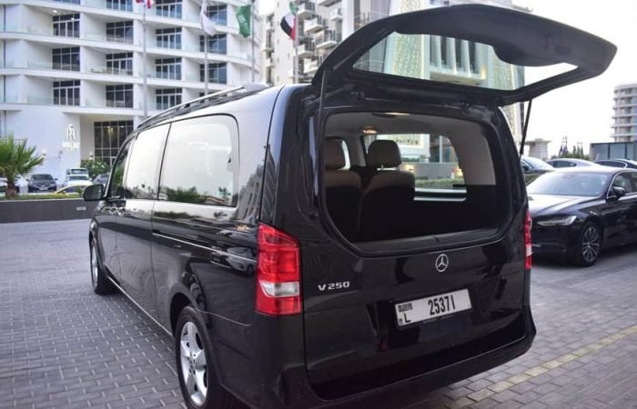 Mercedes V Class luxury chauffeur service in dubai